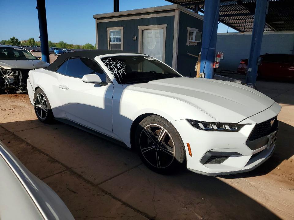 67689936 :رقم المزاد ، 1FAGP8UHXR5106017 vin ، 2024 Ford Mustang مزاد بيع