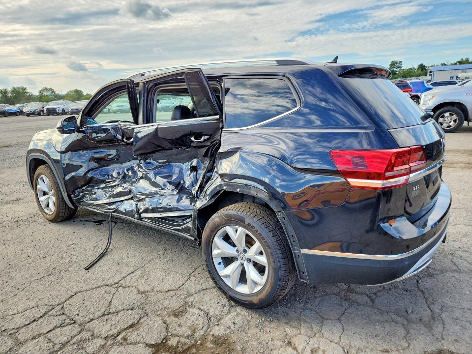 2018 Volkswagen Atlas მანქანა იყიდება აუქციონზე, vin: 1V2MR2CA1JC549471, აუქციონის ნომერი: 68159426