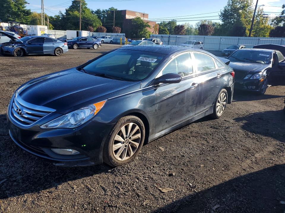 69293126 :رقم المزاد ، 5NPEC4AB9EH930512 vin ، 2014 Hyundai Sonata مزاد بيع