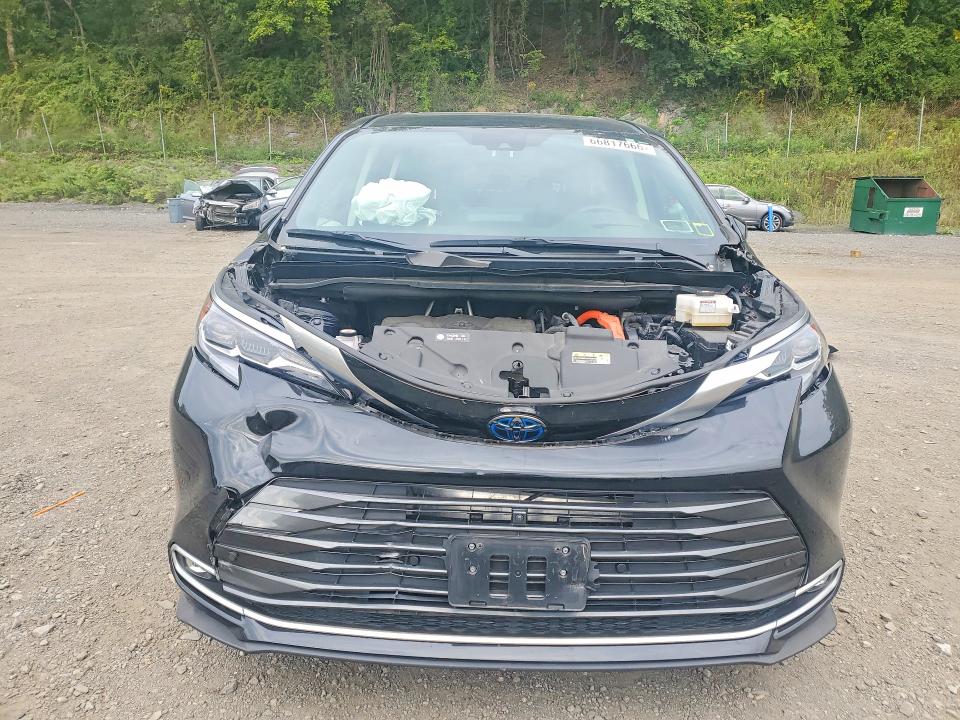 66817666 :رقم المزاد ، 5TDESKFC5RS130248 vin ، 2024 Toyota Sienna مزاد بيع