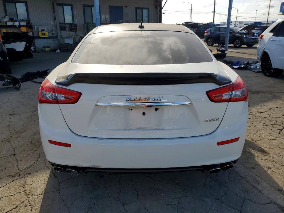 68771806 :رقم المزاد ، ZAM57XSA1F1133400 vin ، 2015 Maserati Ghibli مزاد بيع