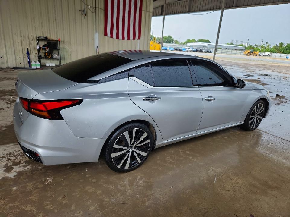 Продаж на аукціоні авто 2019 Nissan Altima, vin: 1N4BL4EV1KC204714, номер лоту: 70220016