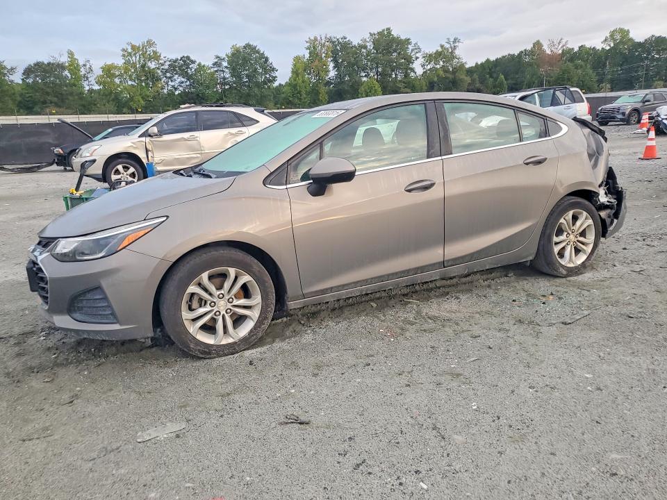 2019 Chevrolet Cruze მანქანა იყიდება აუქციონზე, vin: 1G1BE5SM9K7104772, აუქციონის ნომერი: 68560816