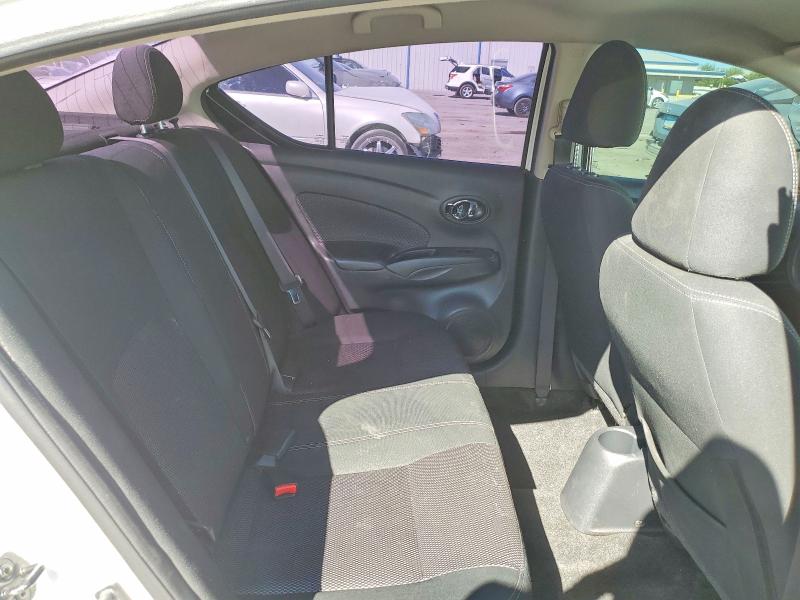 Auction sale of the 2017 Nissan Versa, vin: 3N1CN7AP9HL869880, lot number: 67998386