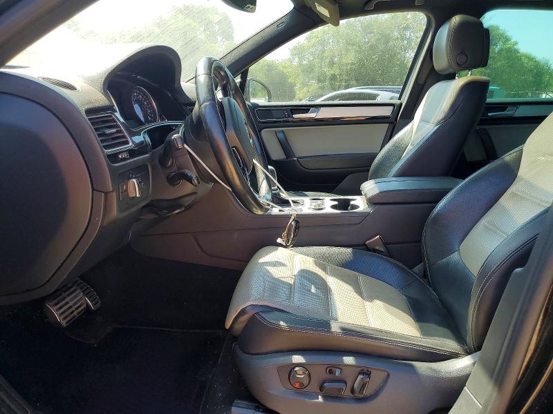 68939756 :رقم المزاد ، WVGRF7BP3HD003628 vin ، 2017 Volkswagen Touareg مزاد بيع