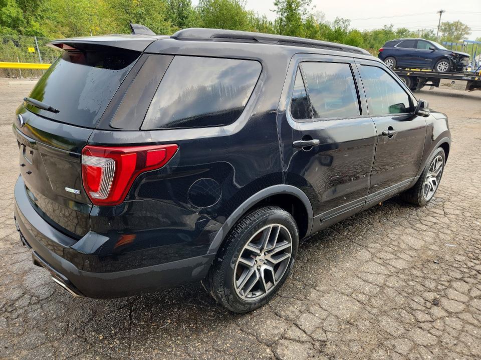 2017 Ford Explorer მანქანა იყიდება აუქციონზე, vin: 1FM5K8GT8HGD02357, აუქციონის ნომერი: 67423796