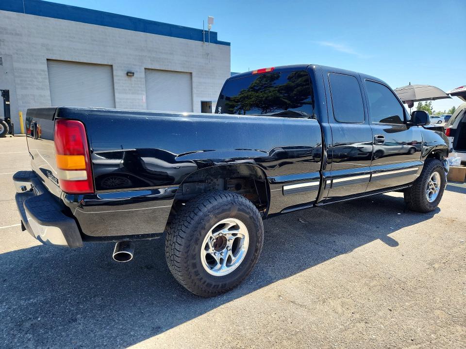 68443966 :رقم المزاد ، 1GCFC29U3XZ142349 vin ، 1999 Chevrolet Silverado مزاد بيع