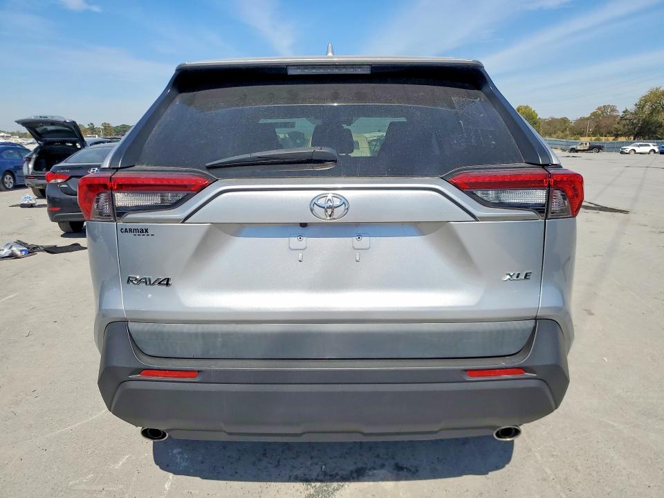 2019 Toyota Rav4 მანქანა იყიდება აუქციონზე, vin: 2T3C1RFV8KC011880, აუქციონის ნომერი: 70928726