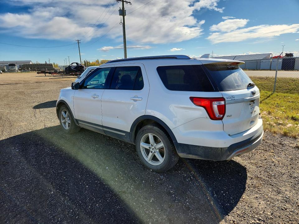 70687806 :رقم المزاد ، 1FM5K8D80GGA21121 vin ، 2016 Ford Explorer مزاد بيع