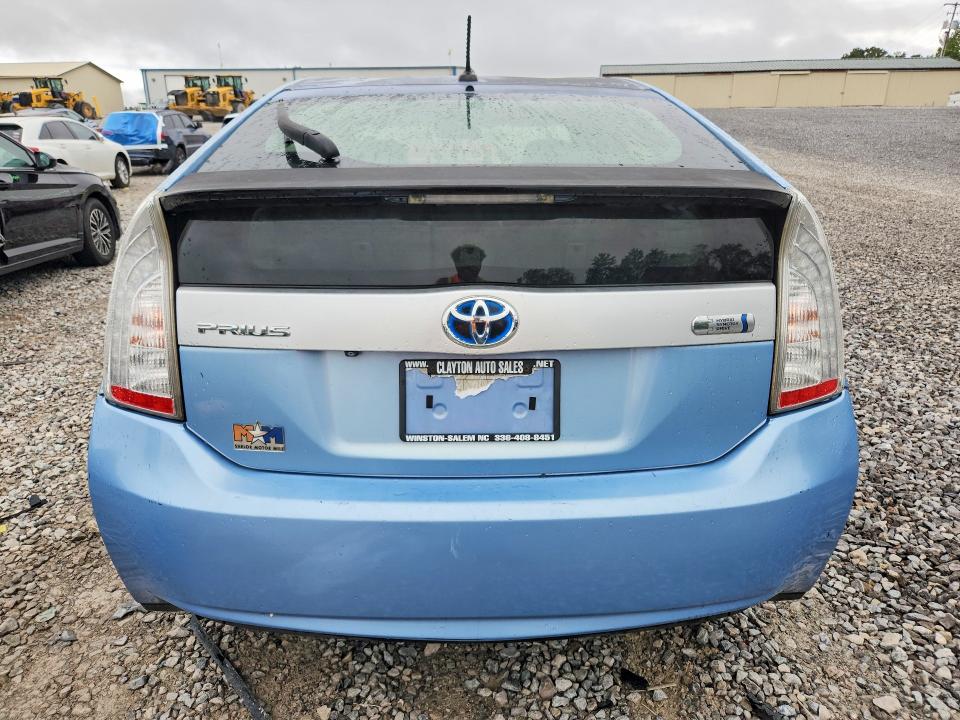 70243976 :رقم المزاد ، JTDKN3DP0C3022943 vin ، 2012 Toyota Prius Plug-in Hybrid مزاد بيع