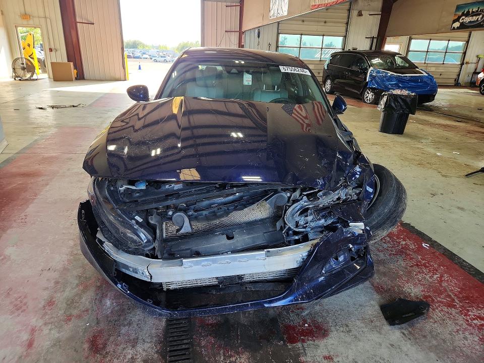 Продажа на аукционе авто 2019 Honda Accord, vin: 1HGCV1F17KA156930, номер лота: 67556246