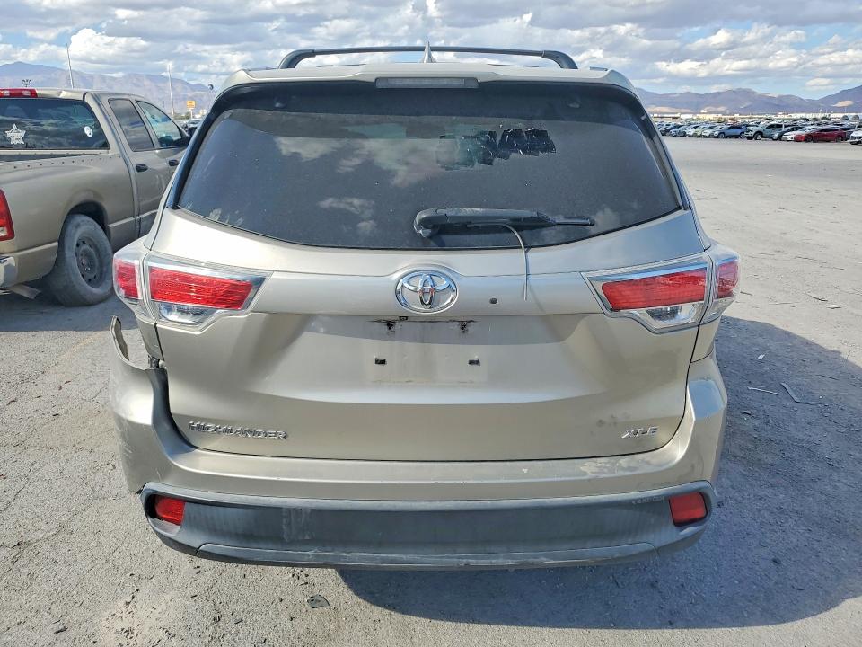 Продаж на аукціоні авто 2015 Toyota Highlander, vin: 5TDKKRFH8FS053636, номер лоту: 69426696