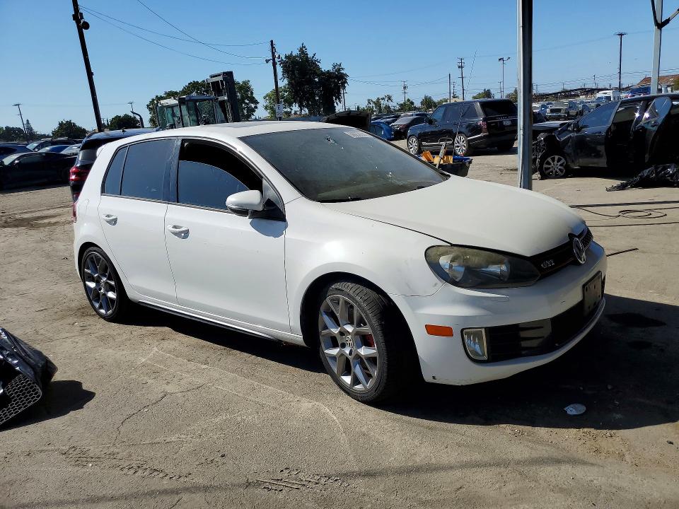 2013 Volkswagen Gti მანქანა იყიდება აუქციონზე, vin: WVWHD7AJ0DW013938, აუქციონის ნომერი: 68658046