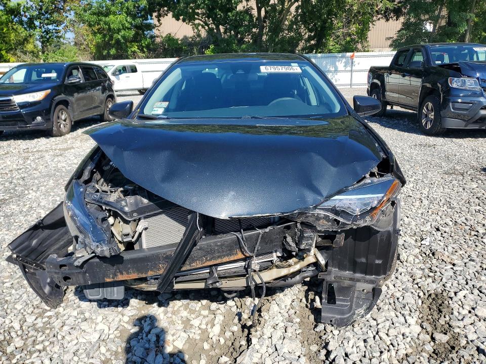 67957906 :رقم المزاد ، 5YFBURHE2HP603356 vin ، 2017 Toyota Corolla مزاد بيع