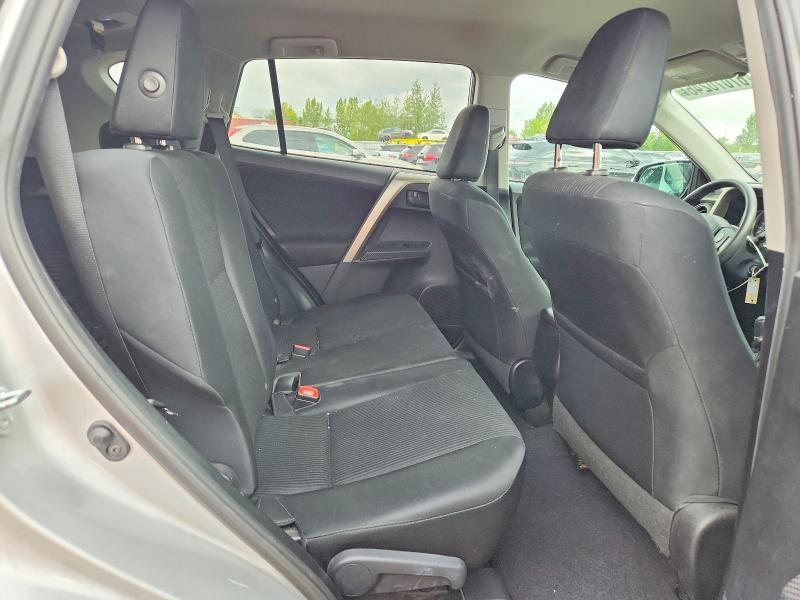 67070246 :رقم المزاد ، 2T3BFREV9FW368844 vin ، 2015 Toyota Rav4 مزاد بيع