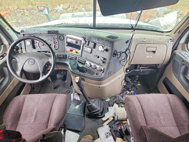 Продаж на аукціоні авто 2014 Freightliner Cascadia, vin: 3AKJGLD54ESFP1763, номер лоту: 67256786