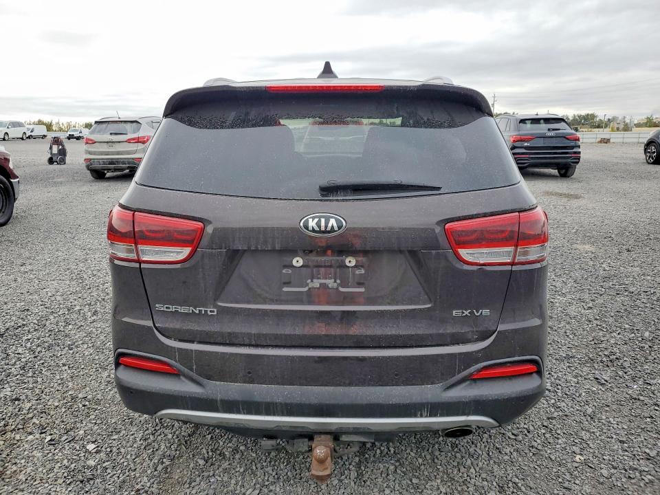 Продаж на аукціоні авто 2018 Kia Sorento, vin: 5XYPHDA57JG360418, номер лоту: 70715646