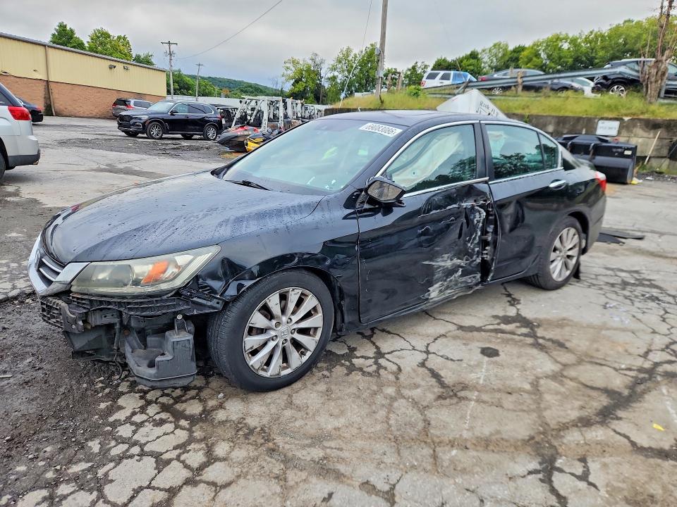 Продажа на аукционе авто 2015 Honda Accord, vin: 1HGCR2F80FA073949, номер лота: 69083086