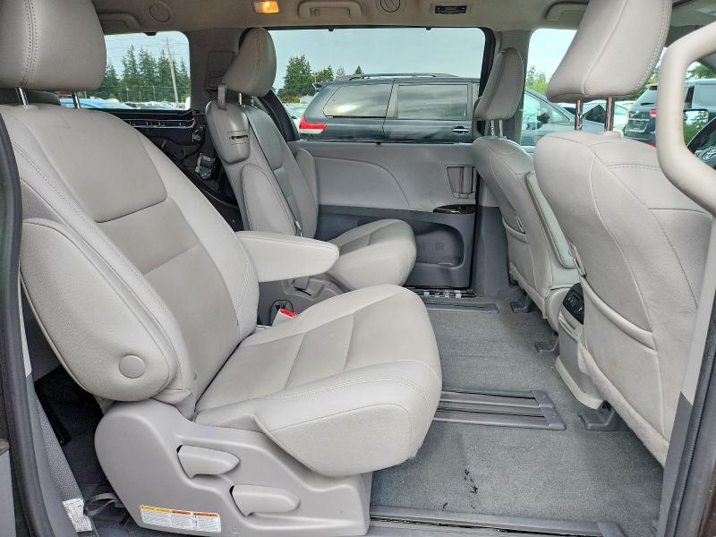 70505746 :رقم المزاد ، 5TDYZ3DC7LS078047 vin ، 2020 Toyota Sienna مزاد بيع