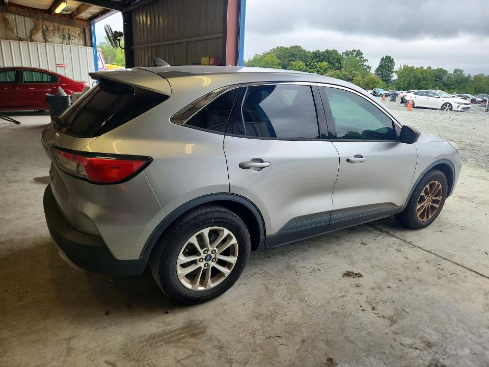 2022 Ford Escape მანქანა იყიდება აუქციონზე, vin: 1FMCU0G63NUA20010, აუქციონის ნომერი: 70045566
