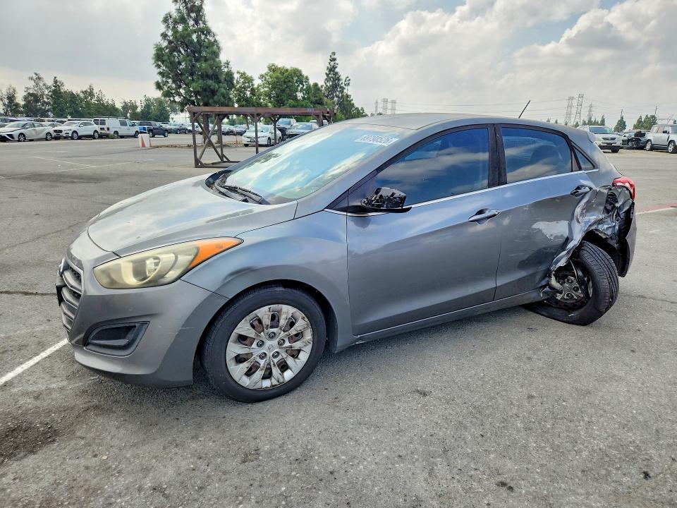 69798526 :رقم المزاد ، KMHD35LHXHU360979 vin ، 2017 Hyundai Elantra Gt مزاد بيع