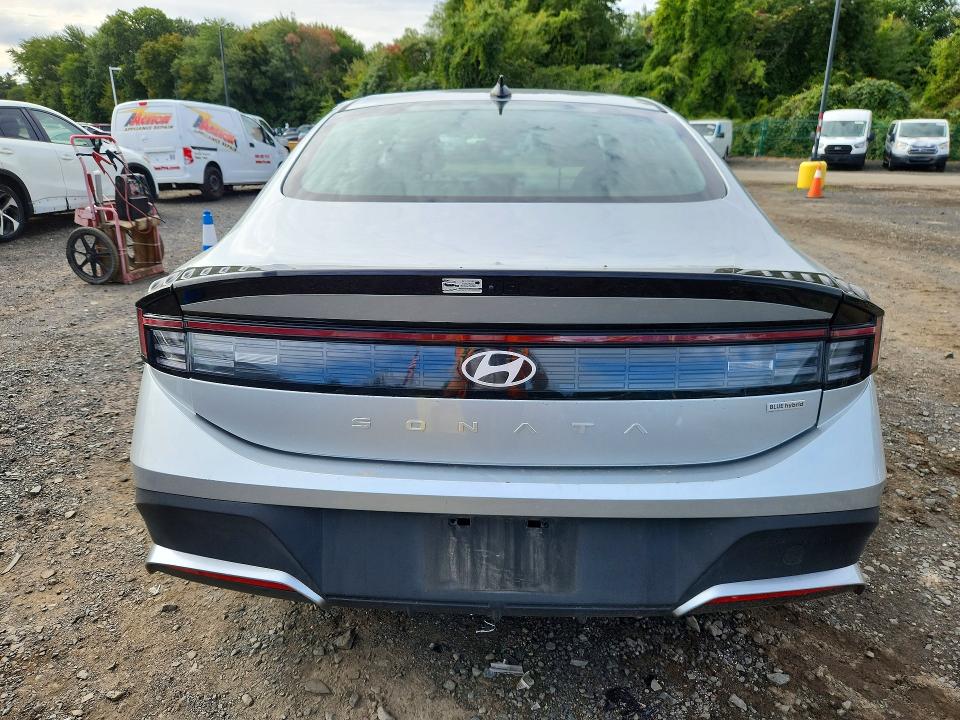 Продажа на аукционе авто 2026 Hyundai Sonata Hybrid, vin: KMHL24JJ9TA146896, номер лота: 69807386