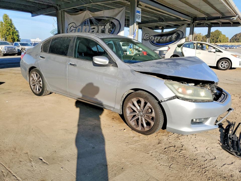 Продаж на аукціоні авто 2014 Honda Accord, vin: 1HGCR2F55EA134782, номер лоту: 70232596