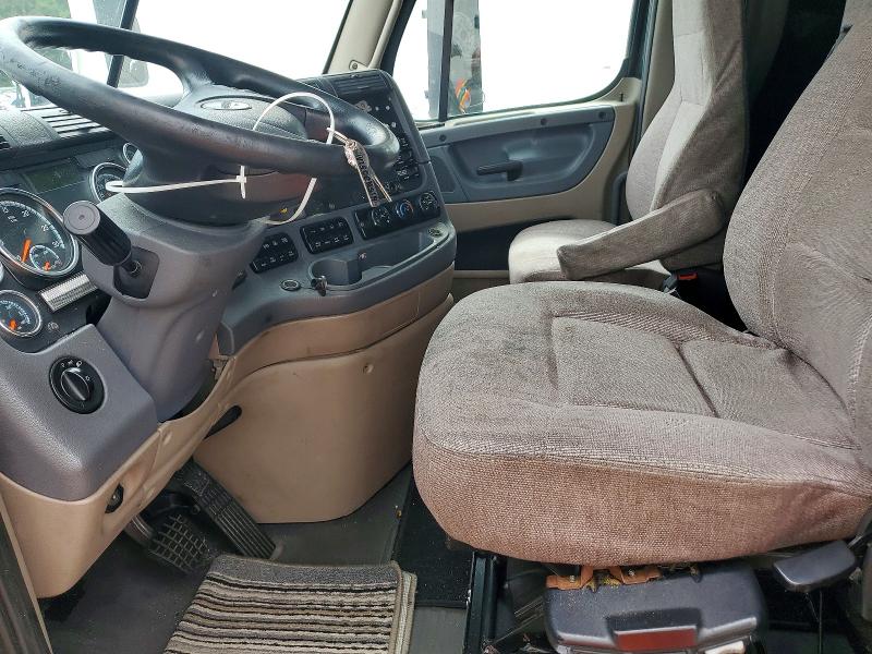 Продаж на аукціоні авто 2016 Freightliner Cascadia 125, vin: 3AKJGLD57GSHB9922, номер лоту: 67604946