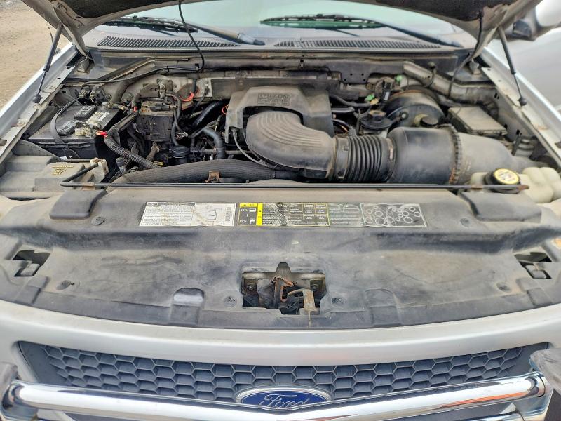 69819176 :رقم المزاد ، 1FTRX18L82NA86266 vin ، 2002 Ford F150 مزاد بيع