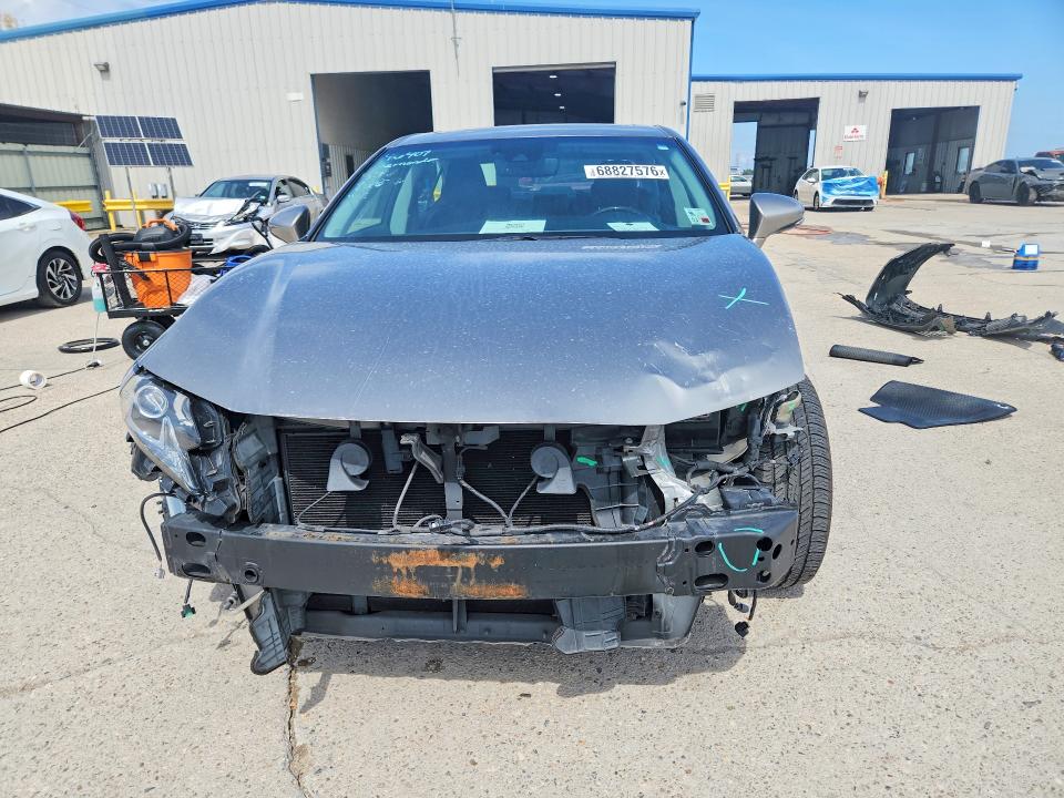 68827576 :رقم المزاد ، 58ABK1GG1HU055044 vin ، 2017 Lexus Es مزاد بيع