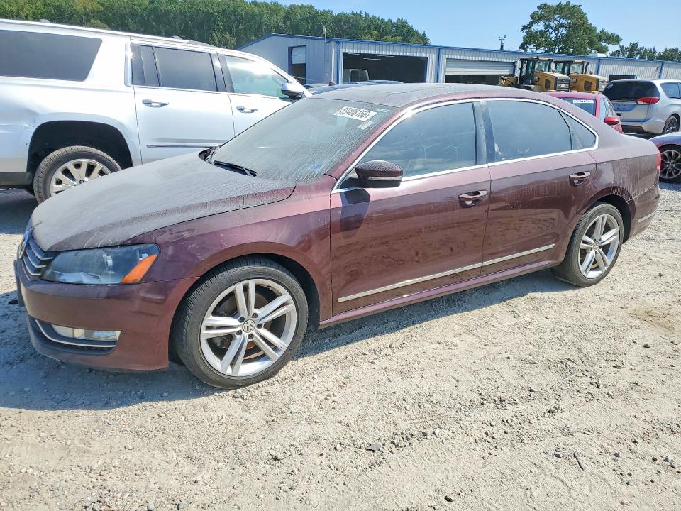 59408166 :رقم المزاد ، 1VWCN7A32DC103681 vin ، 2013 Volkswagen Passat مزاد بيع