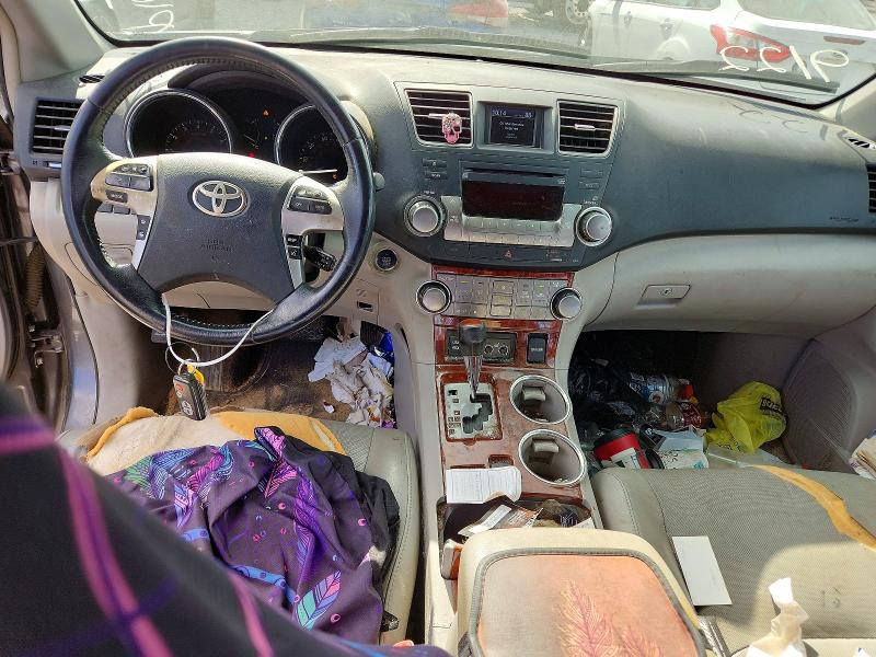Продажа на аукционе авто 2012 Toyota Highlander, vin: 5TDYK3EH1CS070069, номер лота: 70479696