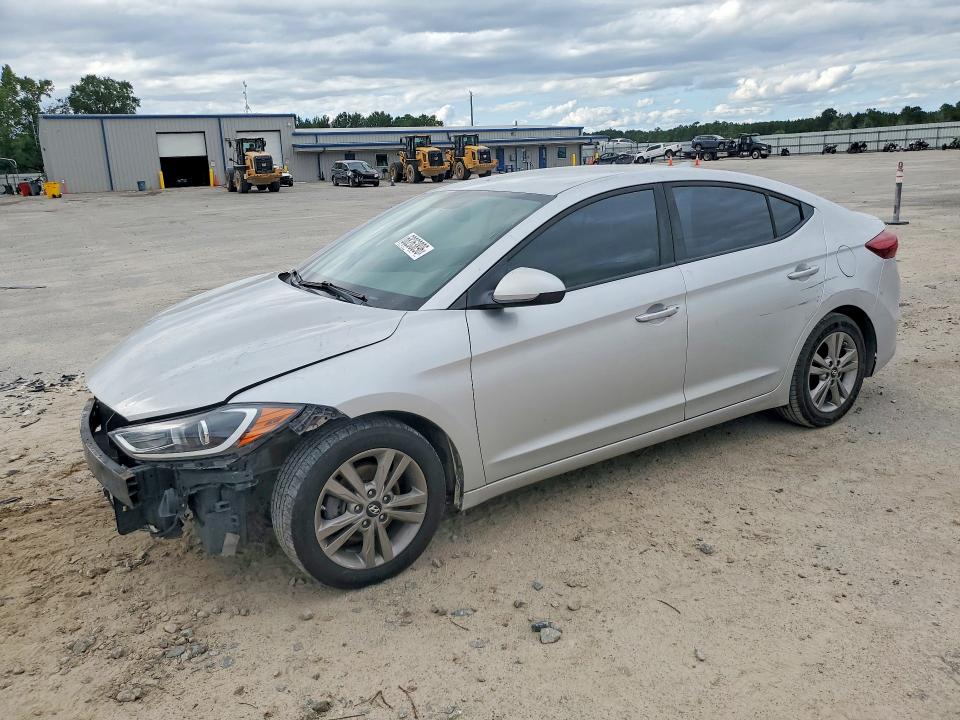 2017 Hyundai Elantra მანქანა იყიდება აუქციონზე, vin: KMHD84LF1HU100335, აუქციონის ნომერი: 68263896