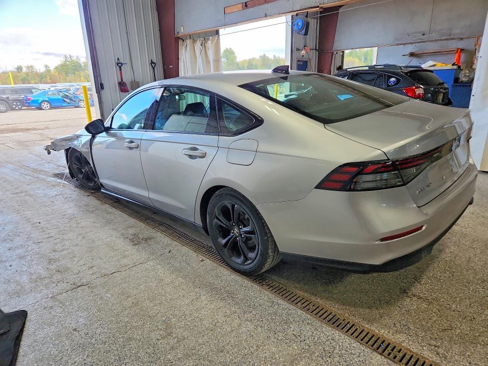 2025 Honda Accord მანქანა იყიდება აუქციონზე, vin: 1HGCY1F45SA083235, აუქციონის ნომერი: 71067416