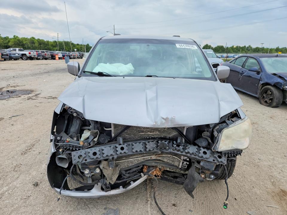 68439936 :رقم المزاد ، 2C4RC1BG0DR745986 vin ، 2013 Chrysler Town & Country مزاد بيع