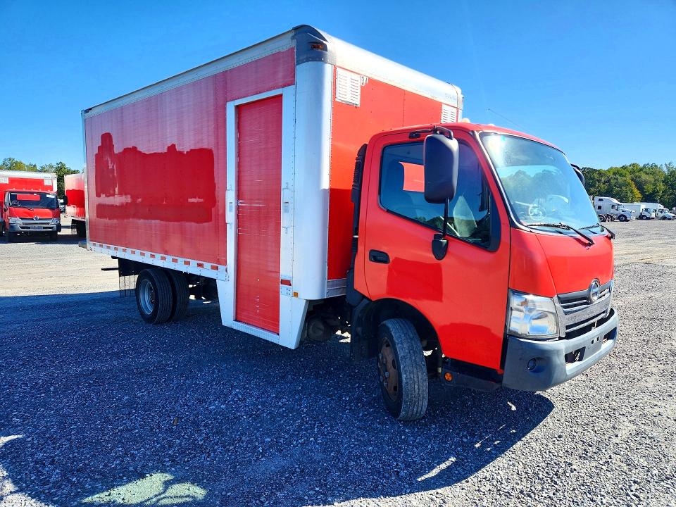 69335496 :رقم المزاد ، JHHSDM2H2HK005785 vin ، 2017 Hino 195 مزاد بيع