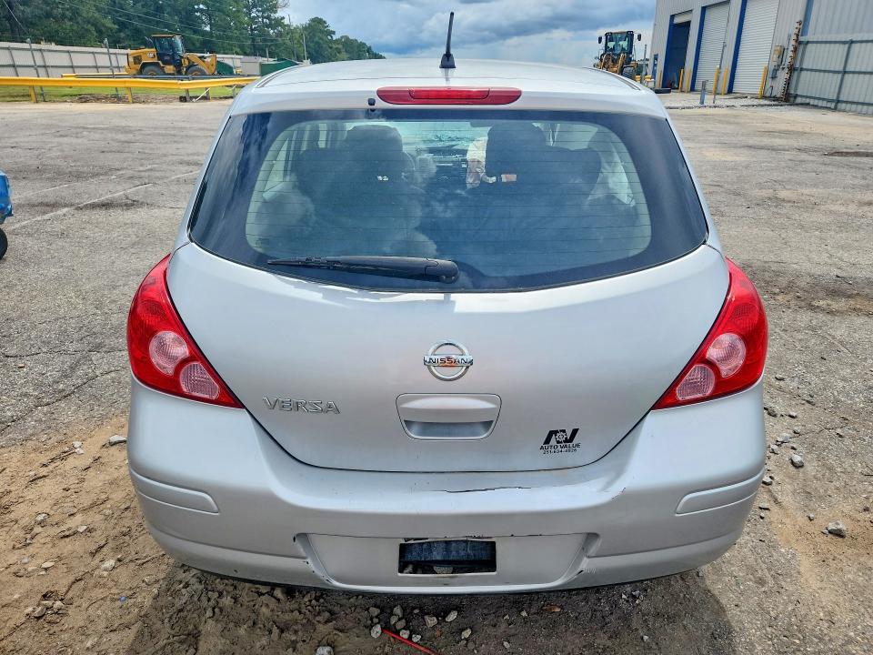 68328216 :رقم المزاد ، 3N1BC13E79L486273 vin ، 2009 Nissan Versa مزاد بيع
