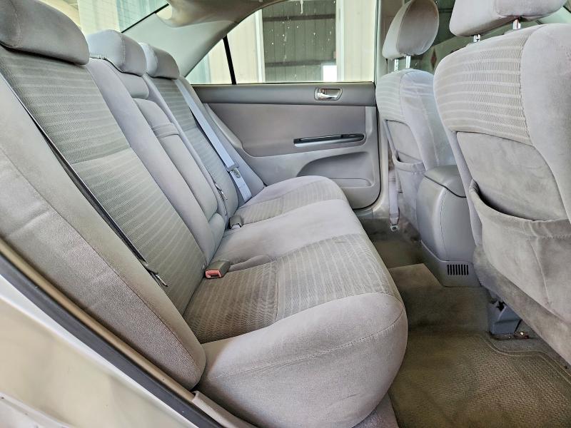 70434466 :رقم المزاد ، 4T1BE32K26U737126 vin ، 2006 Toyota Camry مزاد بيع
