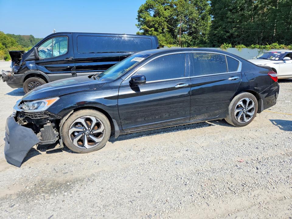 Aukcja sprzedaży 2017 Honda Accord, vin: 1HGCR3F85HA039725, numer aukcji: 69496156