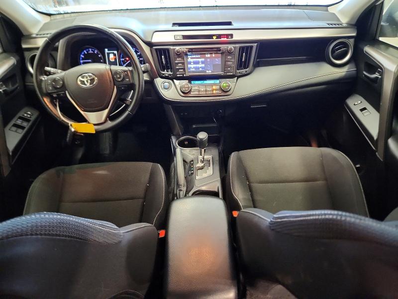 Продаж на аукціоні авто 2018 Toyota Rav4, vin: JTMRFREV8JJ735934, номер лоту: 70423256