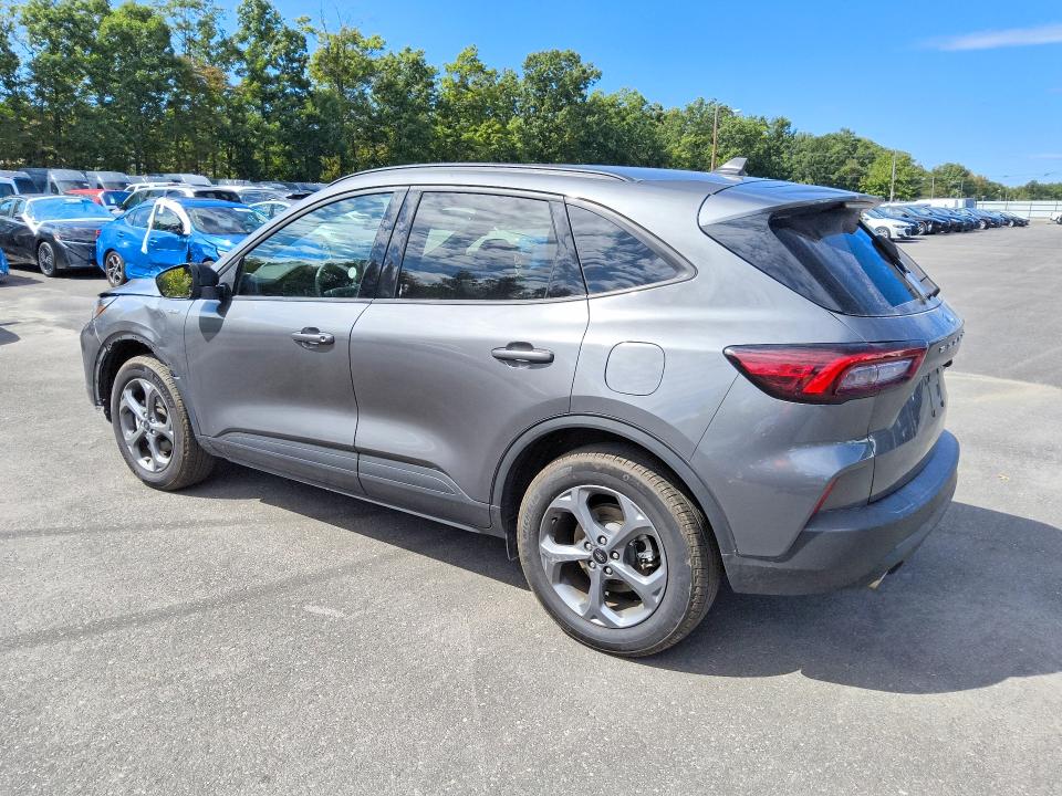 2025 Ford Escape მანქანა იყიდება აუქციონზე, vin: 1FMCU9MN7SUB18422, აუქციონის ნომერი: 68615366