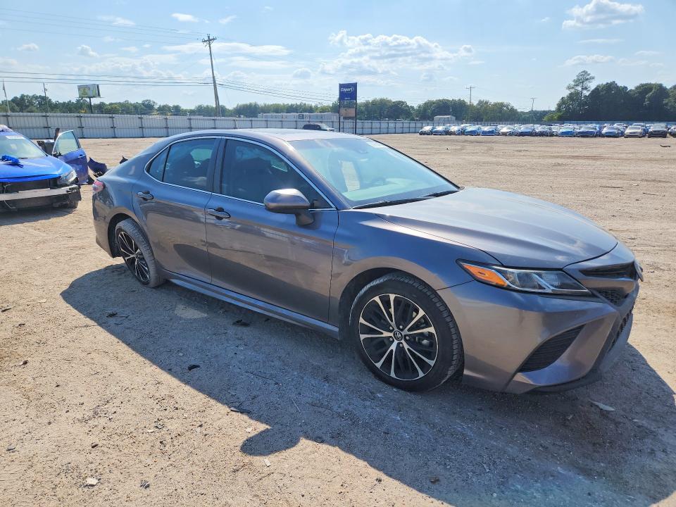 Aukcja sprzedaży 2018 Toyota Camry, vin: 4T1B11HK9JU097741, numer aukcji: 69624706