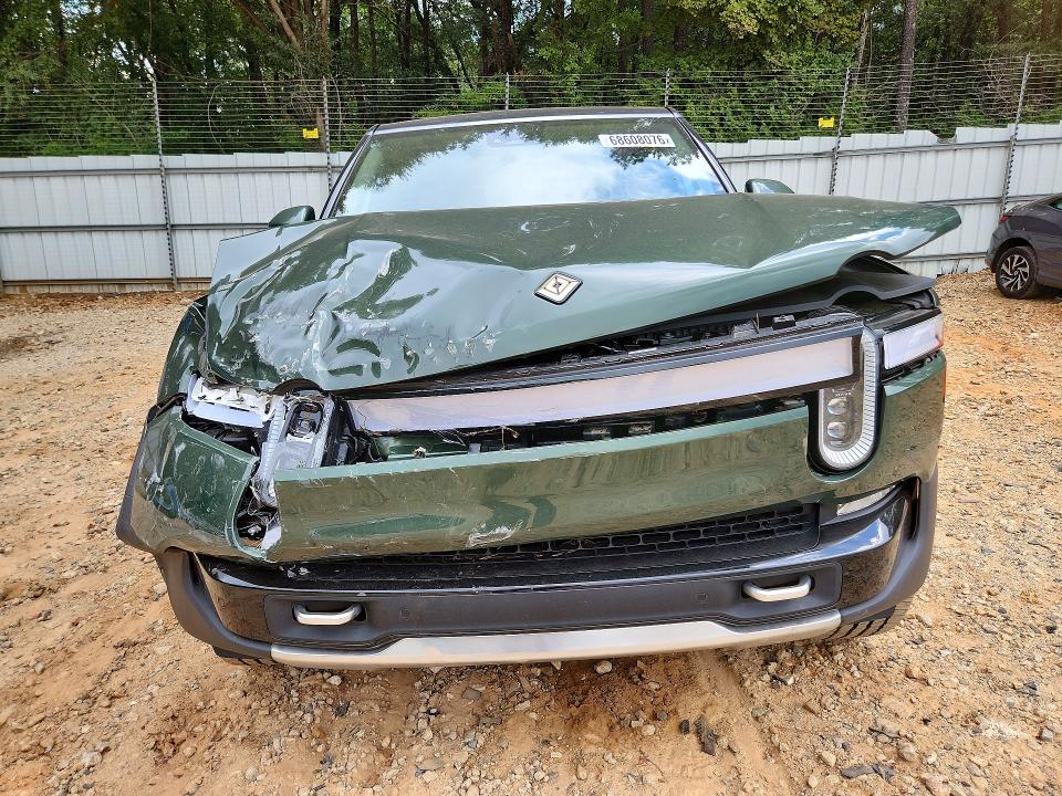 68608076 :رقم المزاد ، 7PDSGABL0PN000121 vin ، 2023 Rivian R1s مزاد بيع