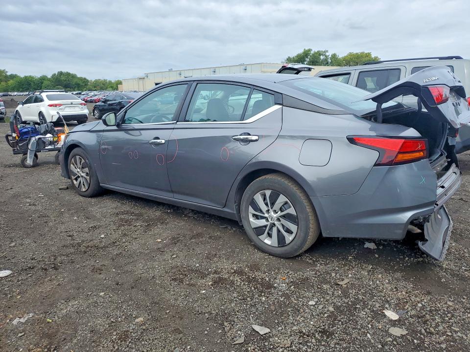 67277396 :رقم المزاد ، 1N4BL4BVXNN345536 vin ، 2022 Nissan Altima مزاد بيع