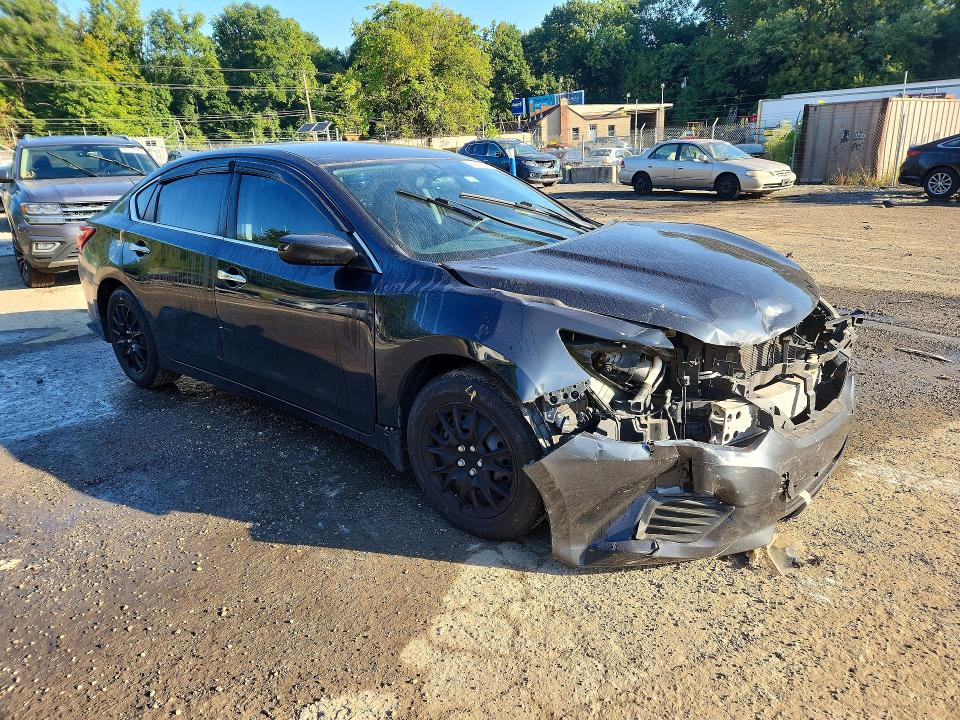 2016 Nissan Altima მანქანა იყიდება აუქციონზე, vin: 1N4AL3APXGN320583, აუქციონის ნომერი: 68128116