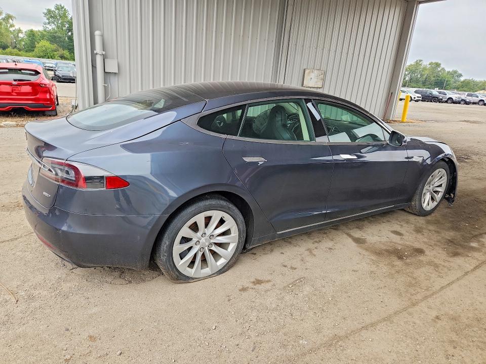 Продаж на аукціоні авто 2017 Tesla Model S, vin: 5YJSA1E22HF205189, номер лоту: 69825166