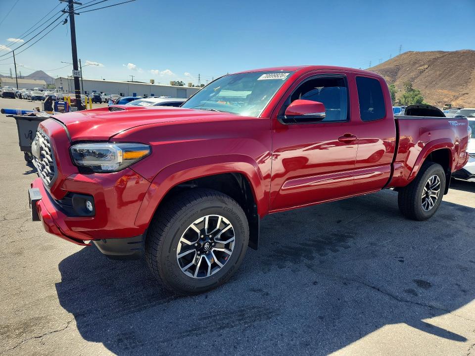 70899826 :رقم المزاد ، 3TYRZ5CNXNT023683 vin ، 2022 Toyota Tacoma مزاد بيع