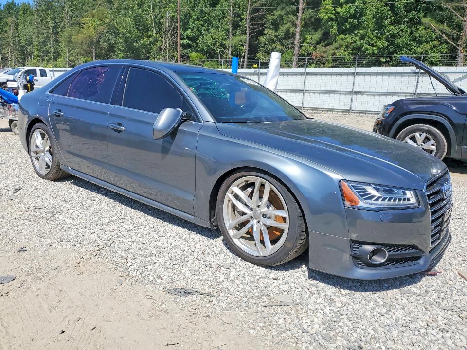Продажа на аукционе авто 2017 Audi A8, vin: WAU44AFD9HN009328, номер лота: 68152676