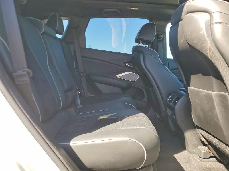 70647096 :رقم المزاد ، 5J8TC2H6XLL037117 vin ، 2020 Acura Rdx مزاد بيع