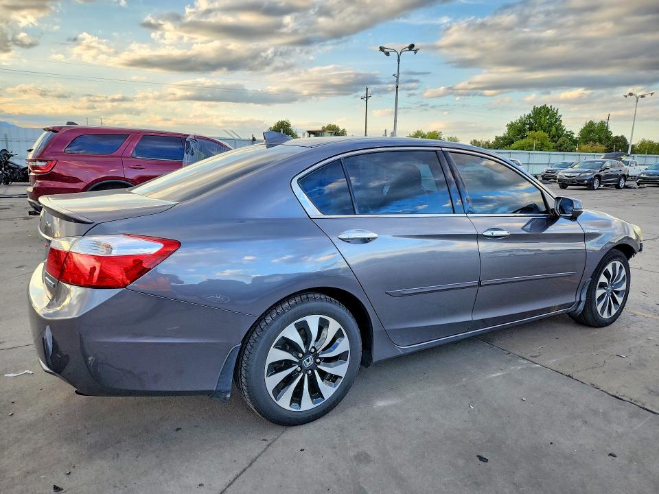 Aukcja sprzedaży 2014 Honda Accord, vin: 1HGCR6F52EA001338, numer aukcji: 69323936